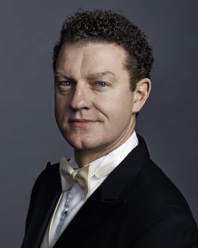DC6081_20551_Brett-Weymark_foto-Keith-Saunders-819x1024